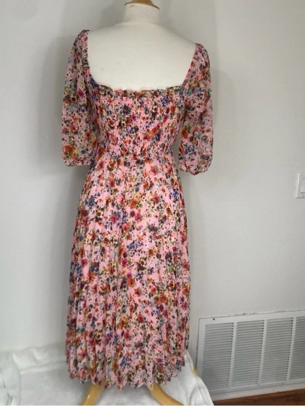 BCBGeneration Women Pink Floral Smock Midi Dress Size 4 Cottagecore Coastal Boho